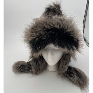 Village House NWT Plum Cable Knit Faux Fur Trapper Hat Pom Pom Ear Flap